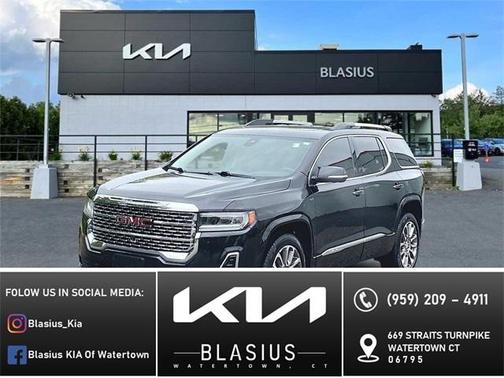 2023 GMC Acadia Denali