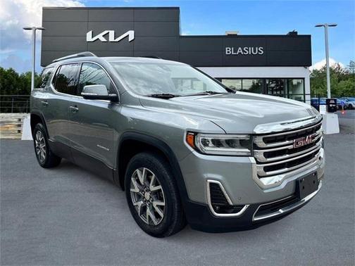 2023 GMC Acadia AWD SLT