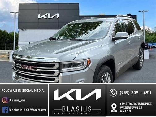 2023 GMC Acadia AWD SLT