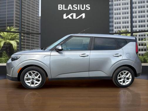 Klt 2023 Kia Soul LX