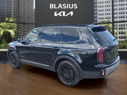 Ebony Black 2023 Kia Telluride SX X-Line