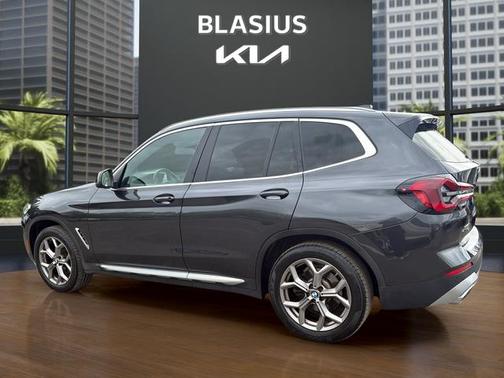 Dark Graphite Metallic 2022 BMW X3 xDrive30i