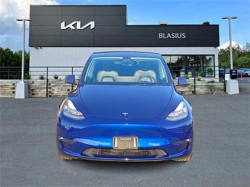 2021 Tesla Model Y Long Range Dual Motor All-Wheel Drive