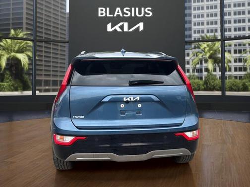 Mineral Blue 2024 Kia Niro EV Wind