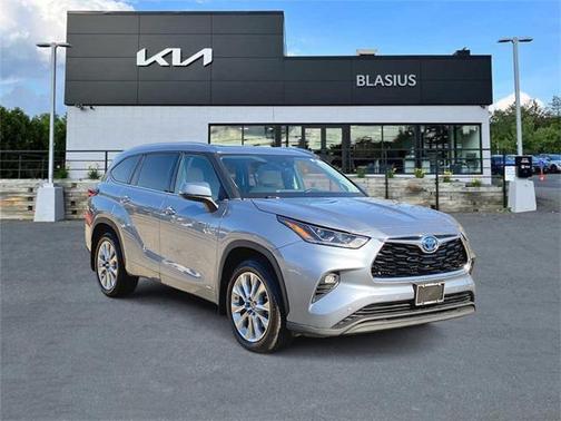 2021 Toyota Highlander Hybrid Limited