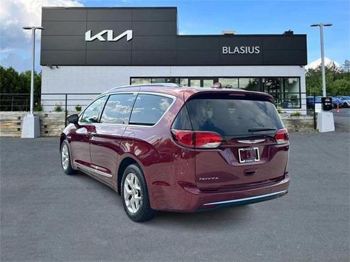 2019 Chrysler Pacifica Touring-L Plus