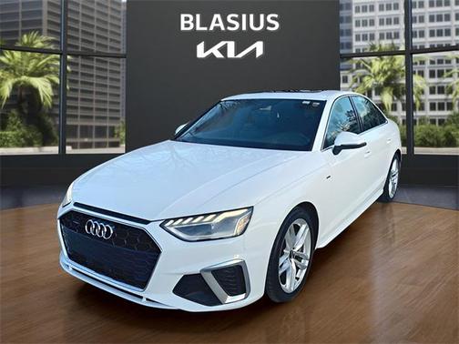 2023 Audi A4 45 S line Premium Plus