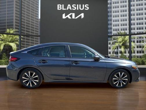 Gray 2022 Honda Civic EX-L