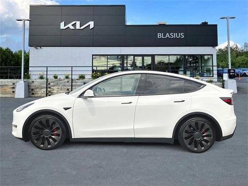 2022 Tesla Model Y Performance Dual Motor All-Wheel Drive