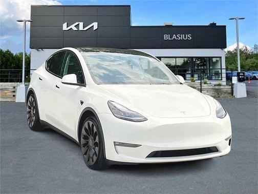 2022 Tesla Model Y Performance Dual Motor All-Wheel Drive