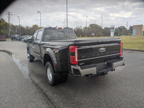 2024 Ford F-350 Lariat Super Duty