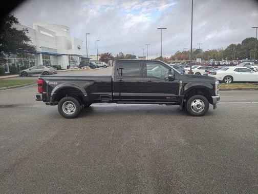 2024 Ford F-350 Lariat Super Duty
