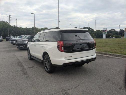 White Metallic 2026 Ford Expedition Platinum