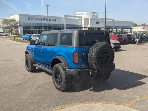 Velocity Blue Metallic 2022 Ford Bronco Wildtrak