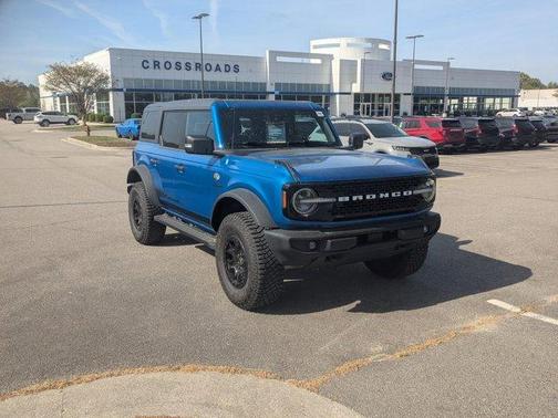 Velocity Blue Metallic 2022 Ford Bronco Wildtrak
