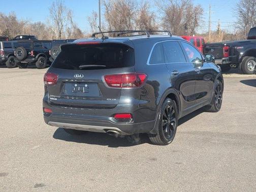 2020 Kia Sorento EX V6
