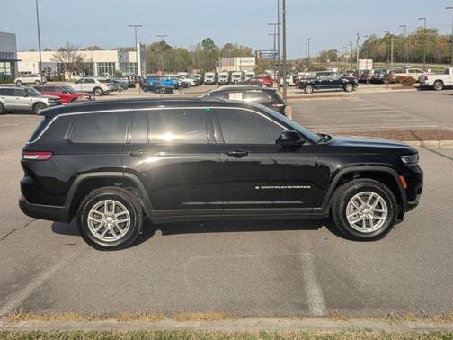 2024 Jeep Grand Cherokee L Laredo