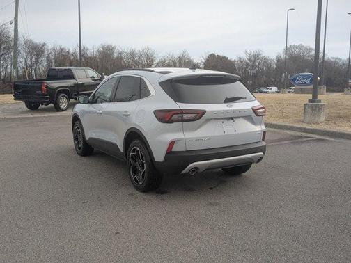 2026 Ford Escape Platinum