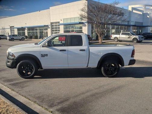 2022 RAM 1500 Classic SLT