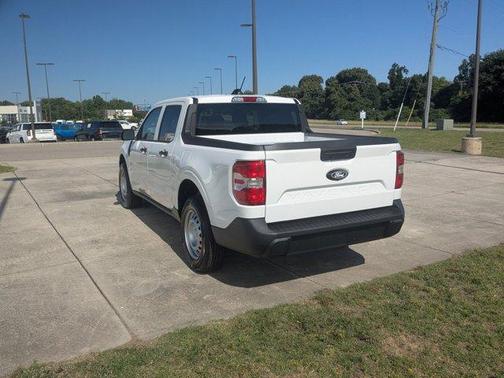 Oxford White 2026 Ford Maverick XL