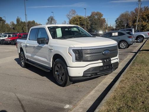OXFORD WHITE 2023 Ford F-150 XLT Truck