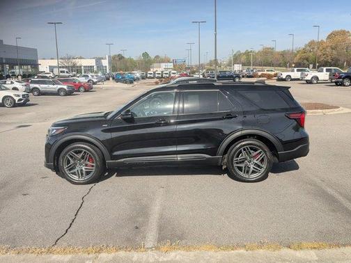 Agate Black Metallic 2025 Ford Explorer ST-Line