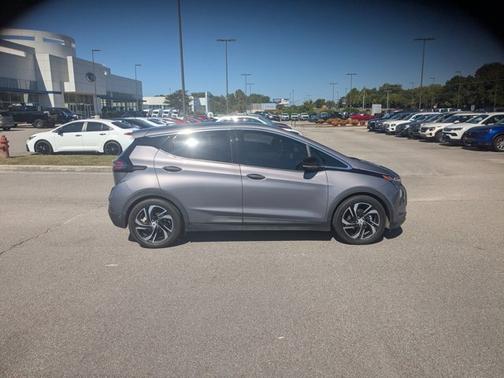 2022 Chevrolet Bolt EV 2LT