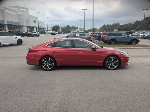 2021 Hyundai SONATA SEL PLUS