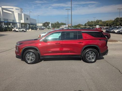 2025 Chevrolet Traverse LT