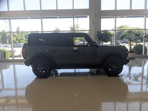 Azure Gray Metallic 2025 Ford Bronco Outer Banks