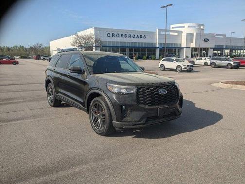 Black Metallic 2025 Ford Explorer ST-Line