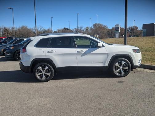 2021 Jeep Cherokee LIMITED