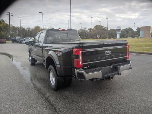 2024 Ford F-350 LARIAT SUPER DUTY