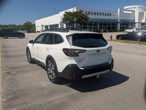 Crystal White Pearl 2020 Subaru Outback Limited