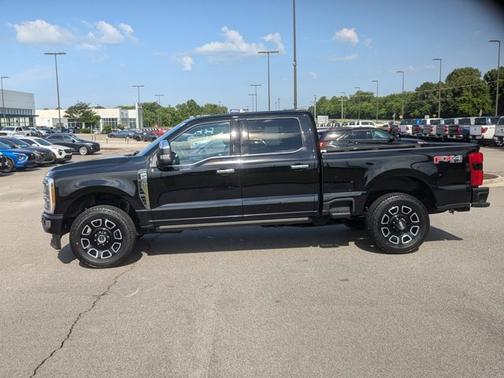 2023 Ford F-250 PLATINUM