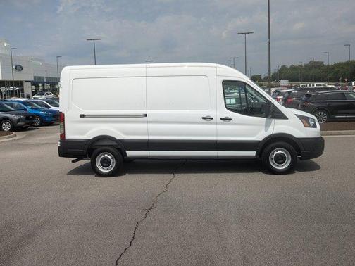 2025 Ford Transit-250 148 WB Medium Roof Cargo