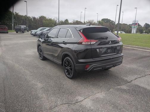2024 Mitsubishi Eclipse Cross LE