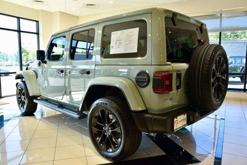2024 Jeep Wrangler 4xe Sahara