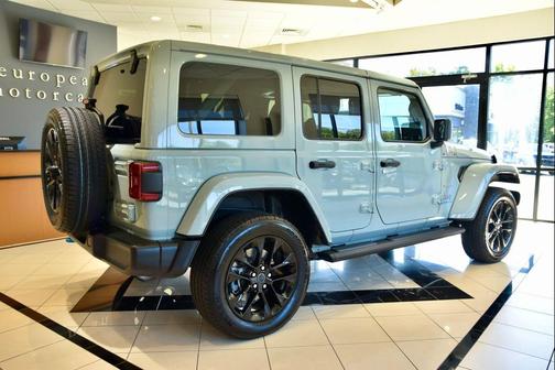 2024 Jeep Wrangler 4xe Sahara
