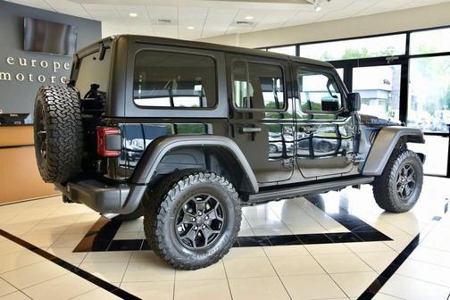 Black Clearcoat 2023 Jeep Wrangler 4xe Rubicon 20th Anniversary