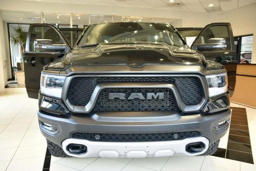 Diamond Black Crystal Pearlcoat 2021 RAM 1500 Rebel