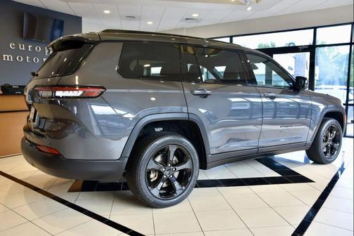 2022 Jeep Grand Cherokee L Altitude