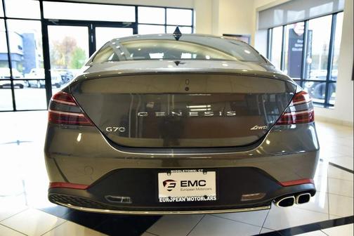 2023 Genesis G70 2.0T AWD