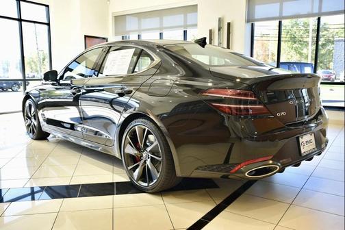 2022 Genesis G70 3.3T AWD