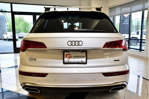 2024 Audi Q5 45 S line Premium Plus