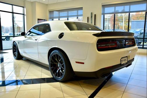 2015 Dodge Challenger SRT Hellcat