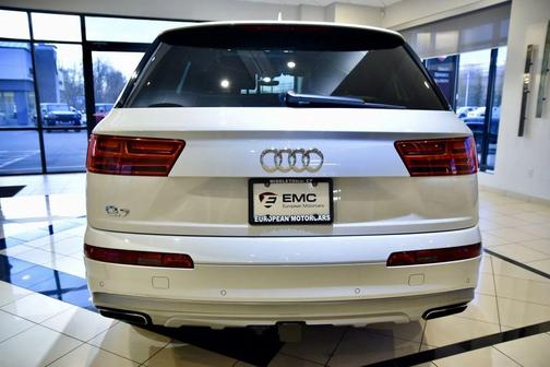 2019 Audi Q7 45 Premium Plus