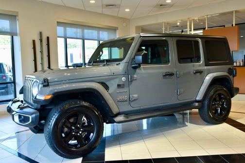 2022 Jeep Wrangler Unlimited Sahara