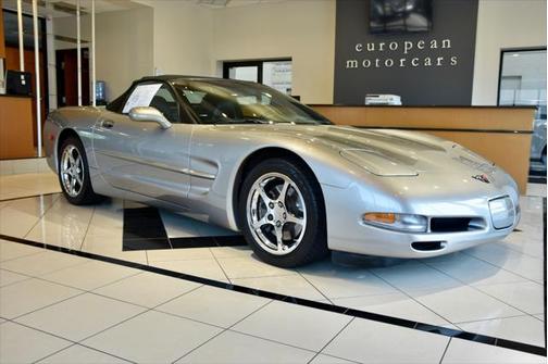 2000 Chevrolet Corvette Base