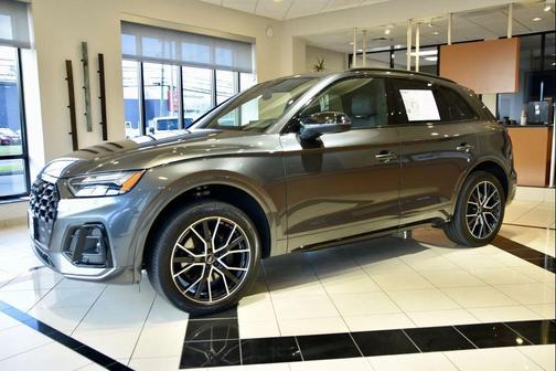 2024 Audi SQ5 3.0T Premium Plus